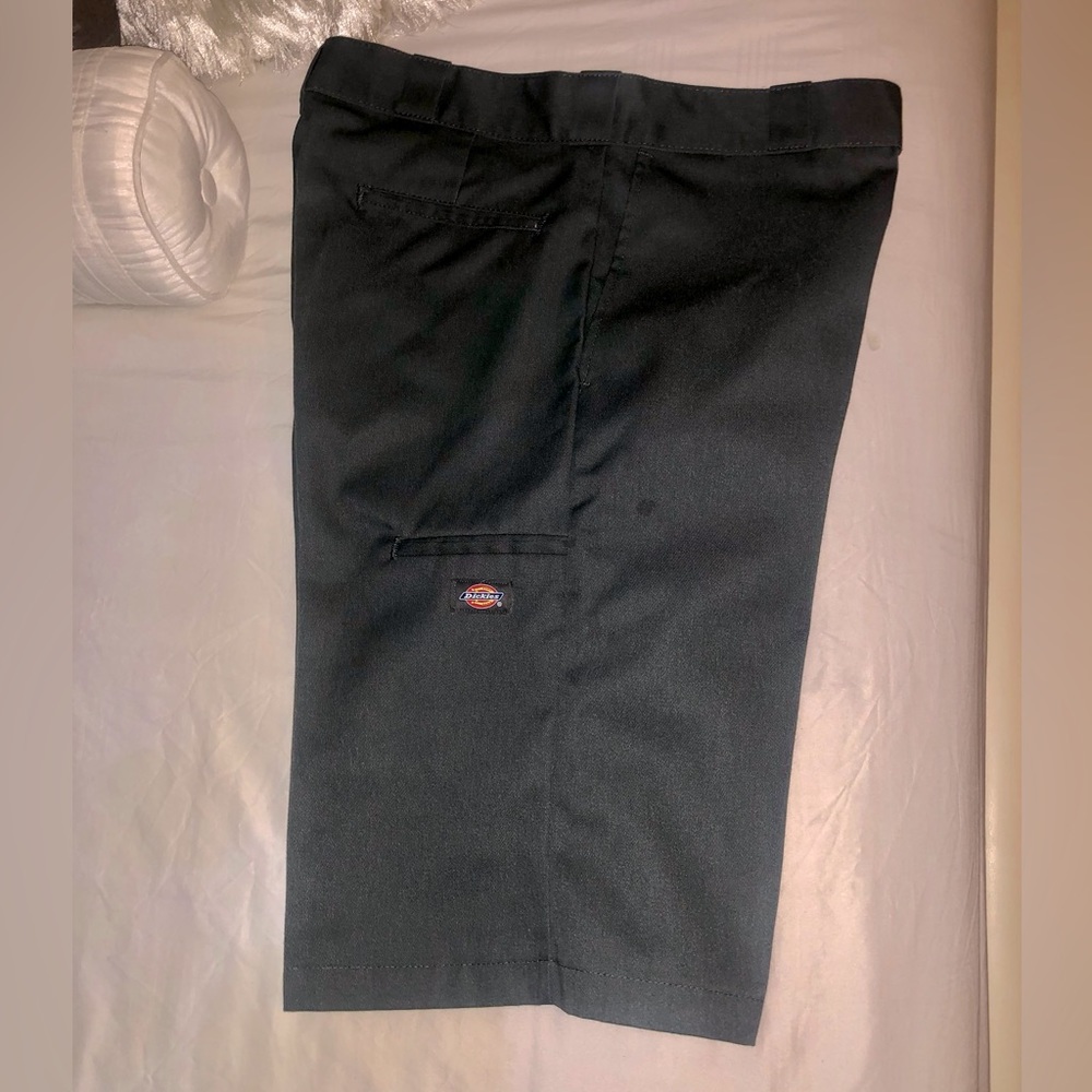 Dickies Relax Fit Charcoal Gray Multiple Pocket Shorts